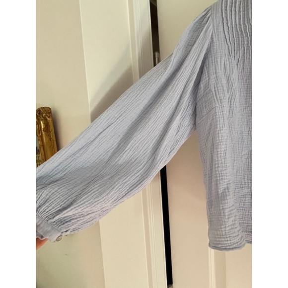 Organic Cotton Gauze Light Blue Blouse with Tie Detail - Picture 3 of 7